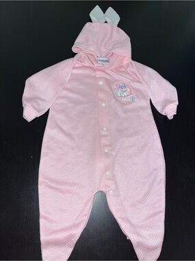 Vintage 1980s Honors baby quilted “baby’s first Easter” footed sleeper